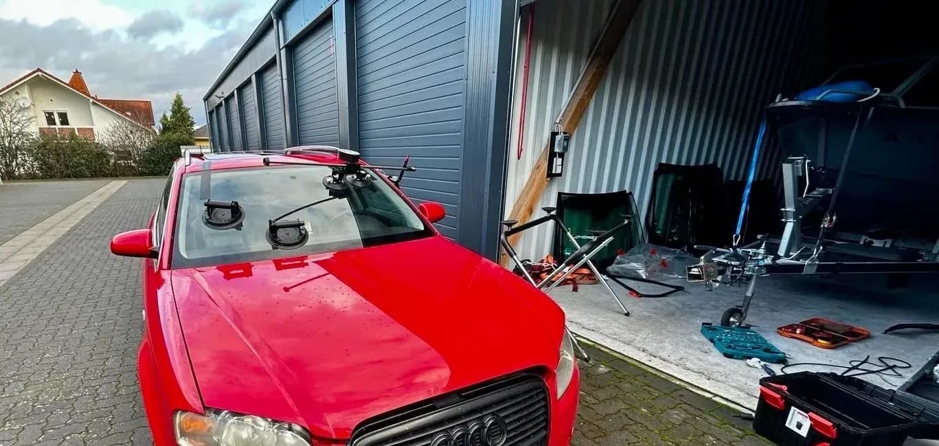 Steinschlag in der Windschutzscheibe Reparatur und Austausch in Hennef
